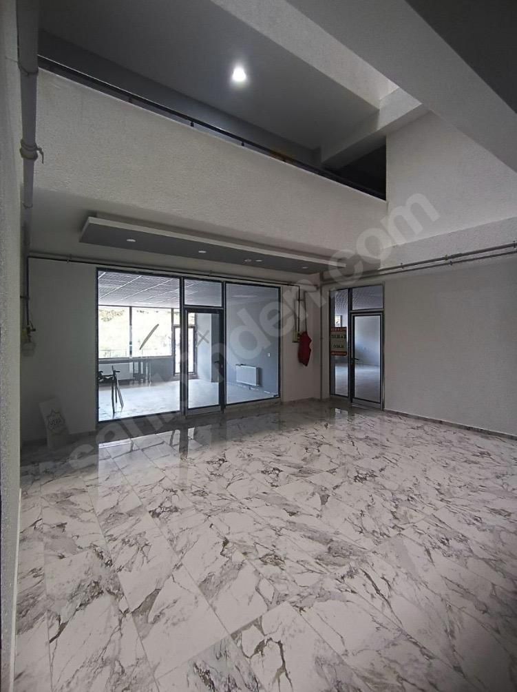 Muratpaşa mahallesinde kiralık iş yeri