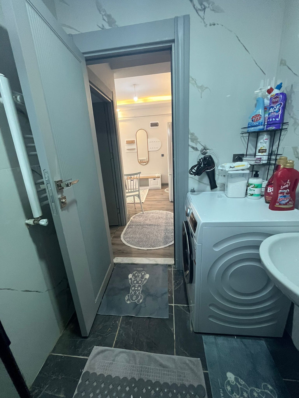 Dadaşkentte 4 yıllık bina Kiralık 1+1