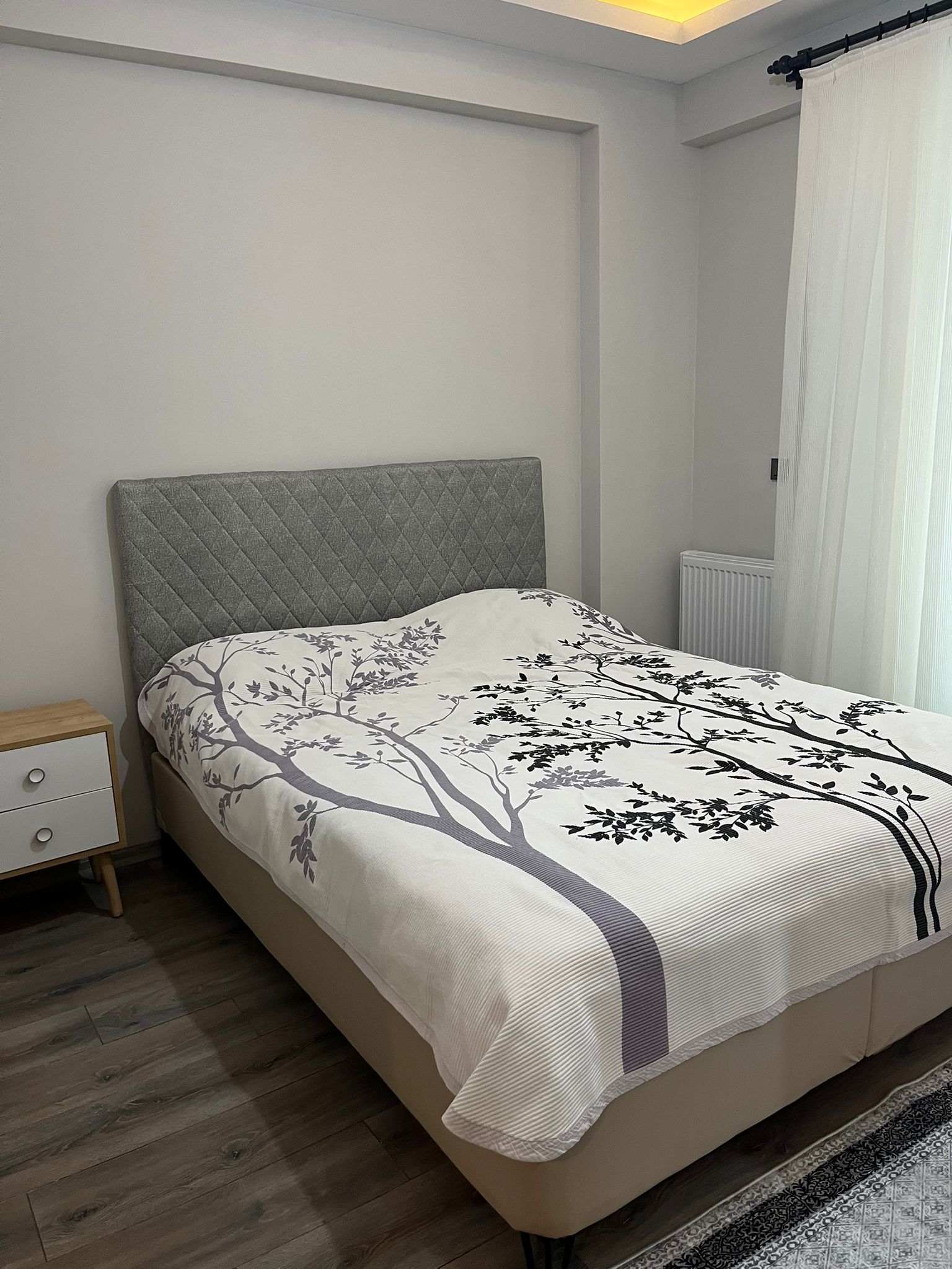 Dadaşkentte 4 yıllık bina Kiralık 1+1