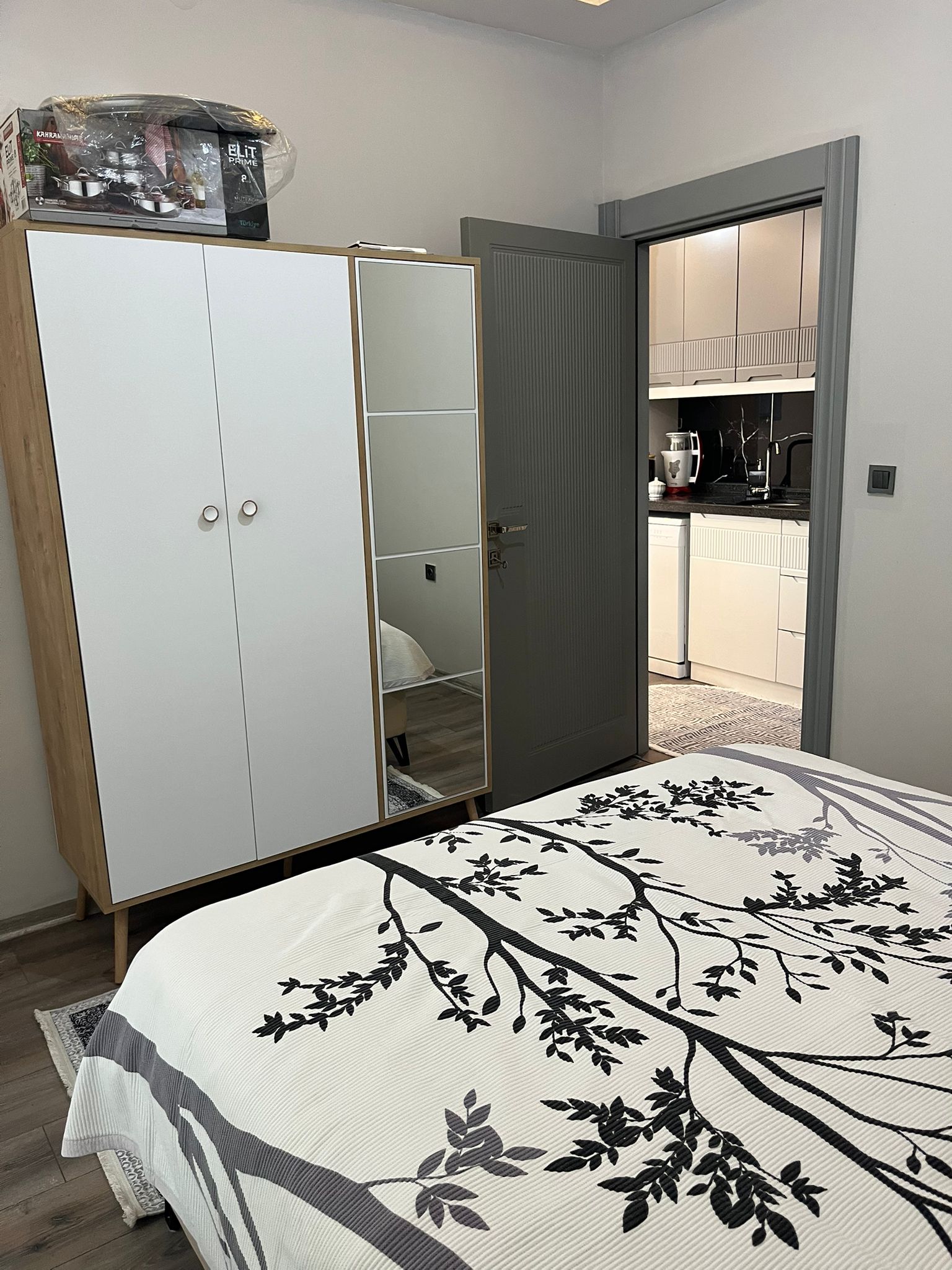 Dadaşkentte 4 yıllık bina Kiralık 1+1