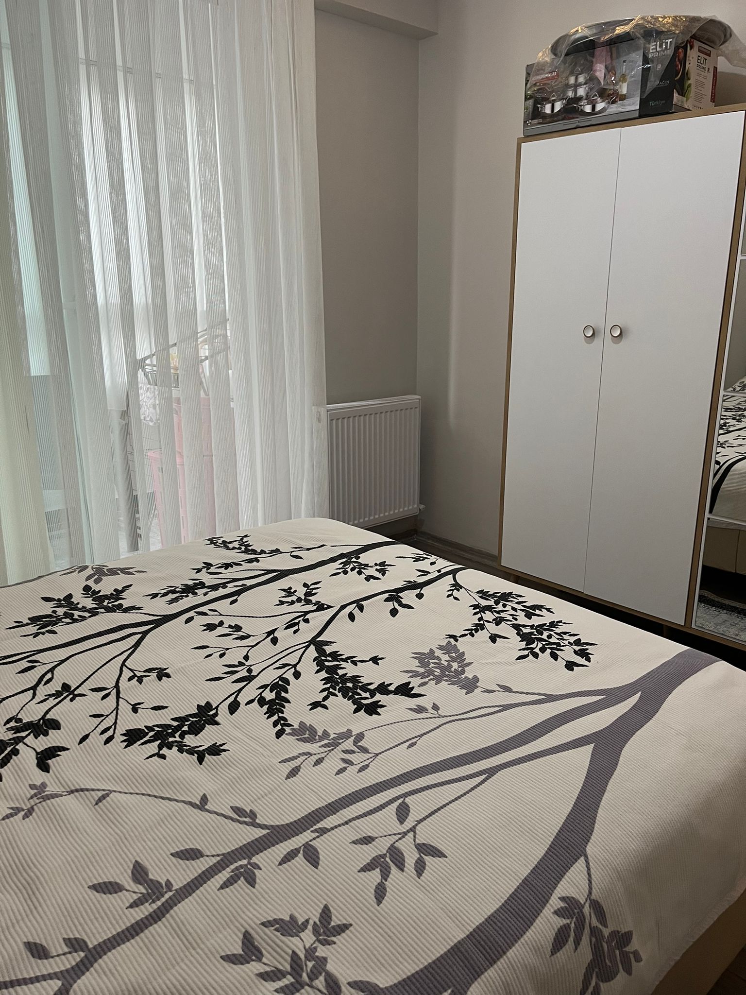 Dadaşkentte 4 yıllık bina Kiralık 1+1