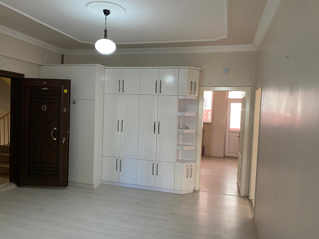 Kayakyolunda 3+1 Kiralık Geniş Daire