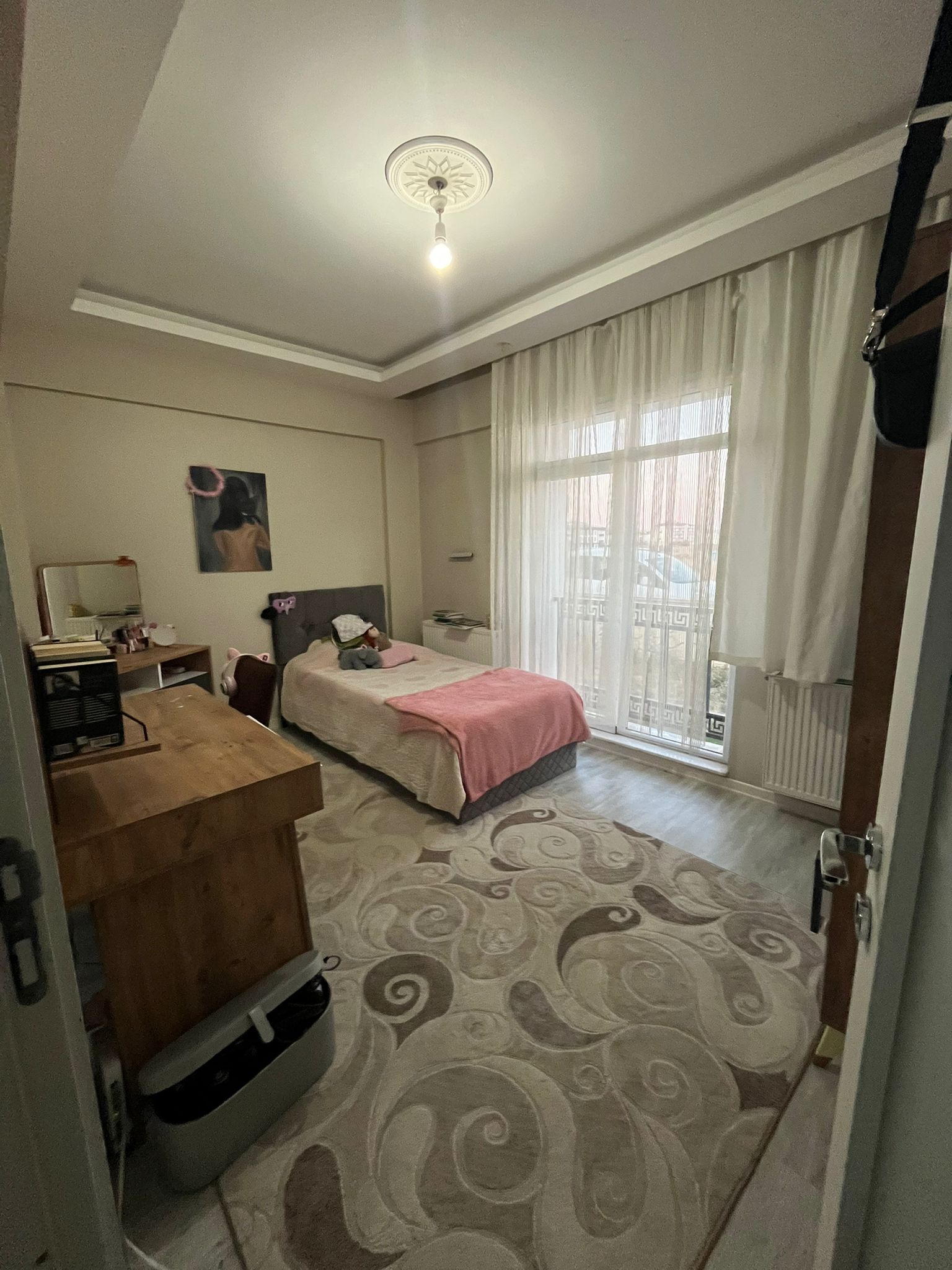 Dadaşkent Beyaz Köşk Sitesinde 3+1 Lüx Daire!