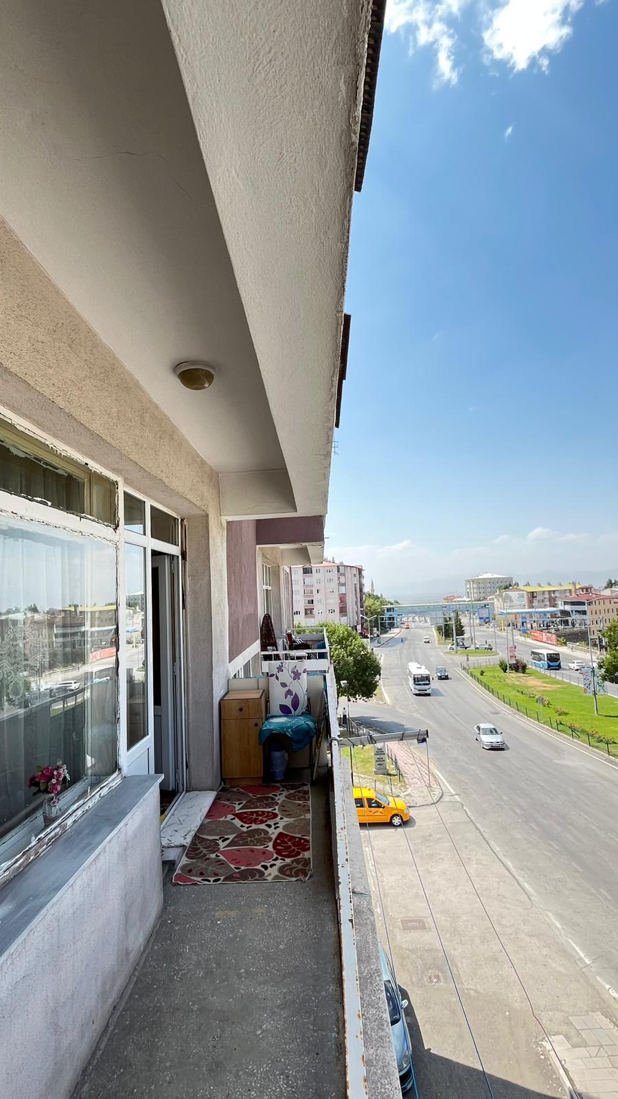 Buhara Hastanesi Önü Fırsat 3+1 Daire