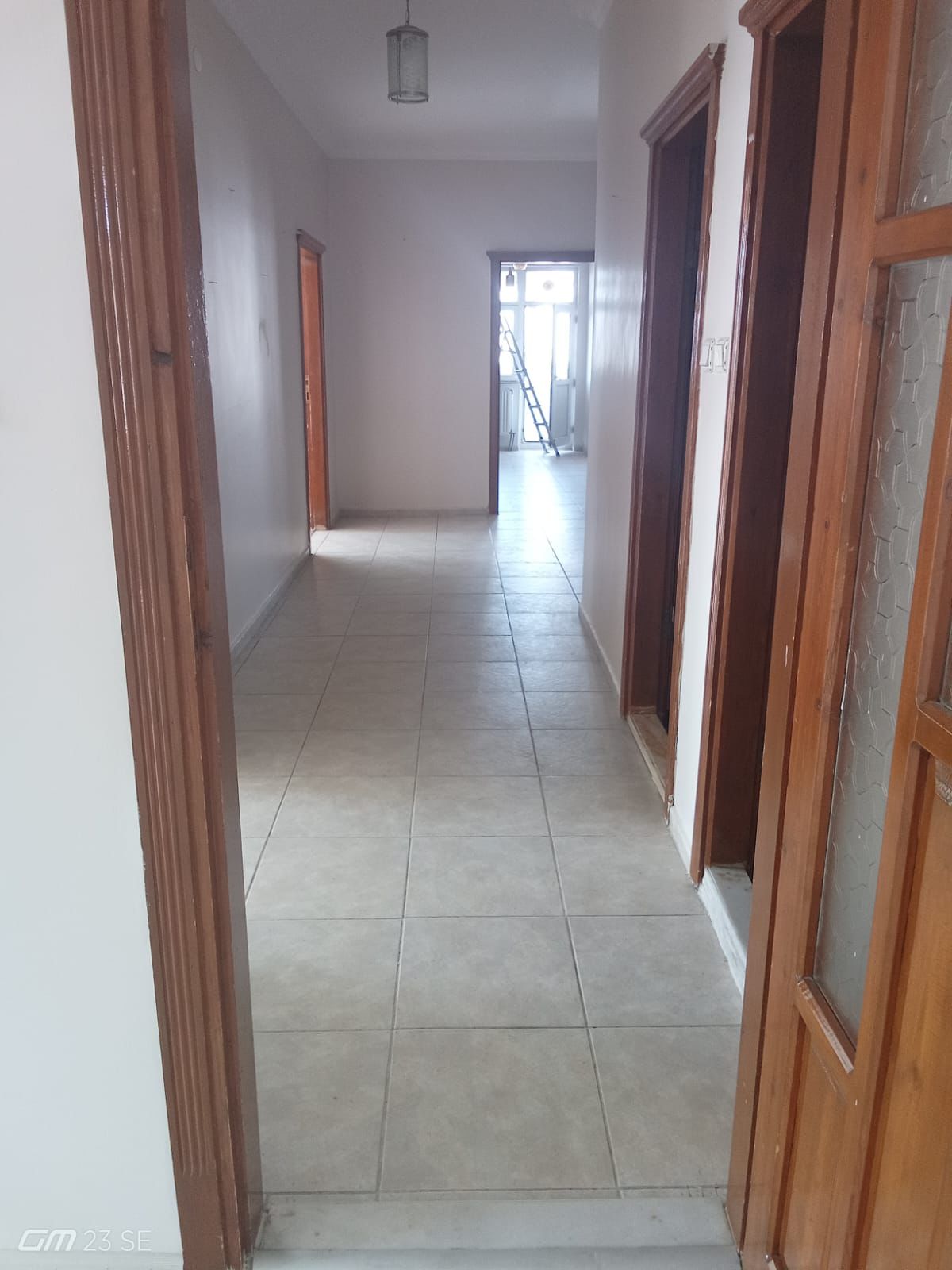 Caddede merkezi konumda 3+1