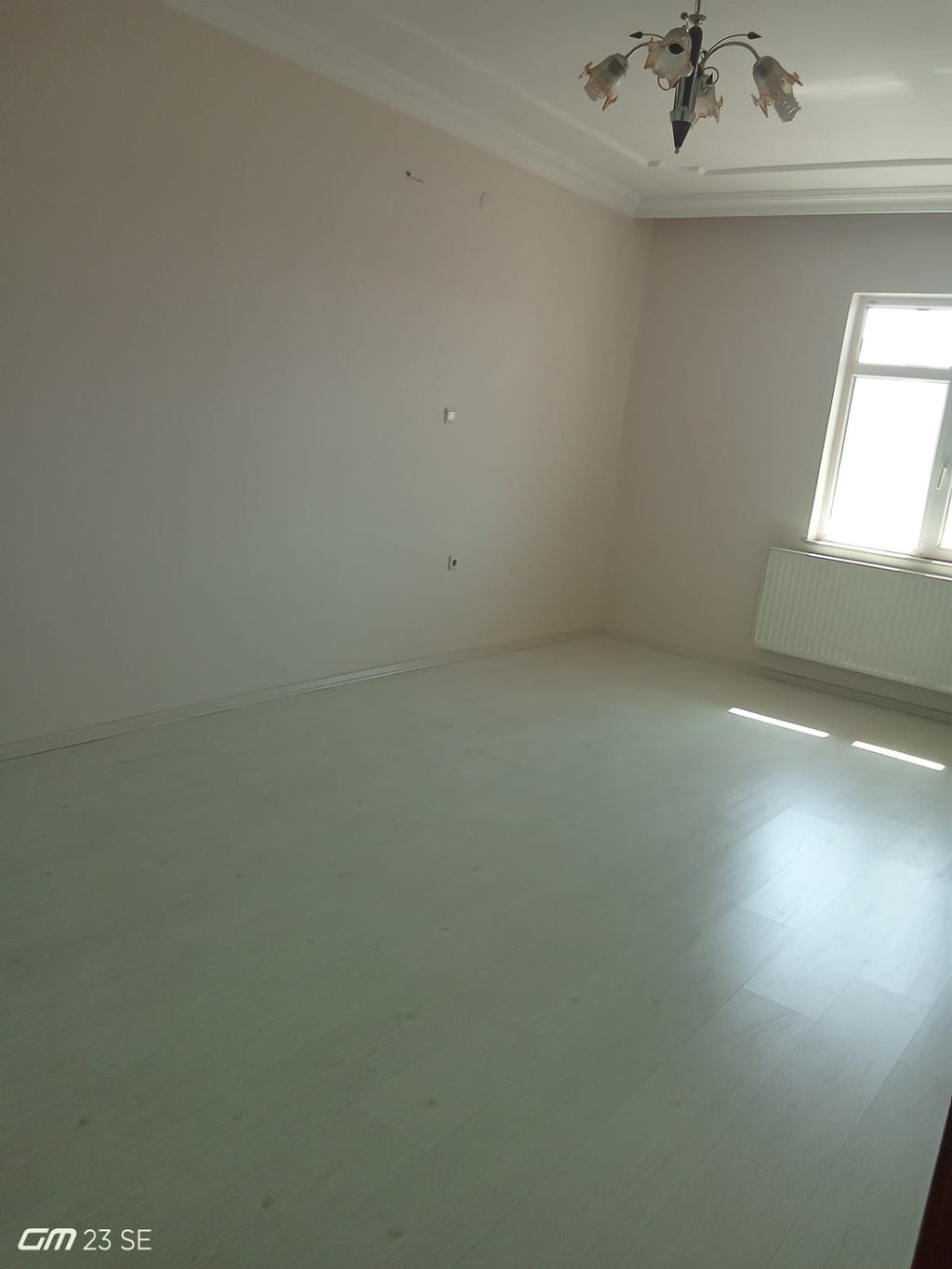 Caddede merkezi konumda 3+1