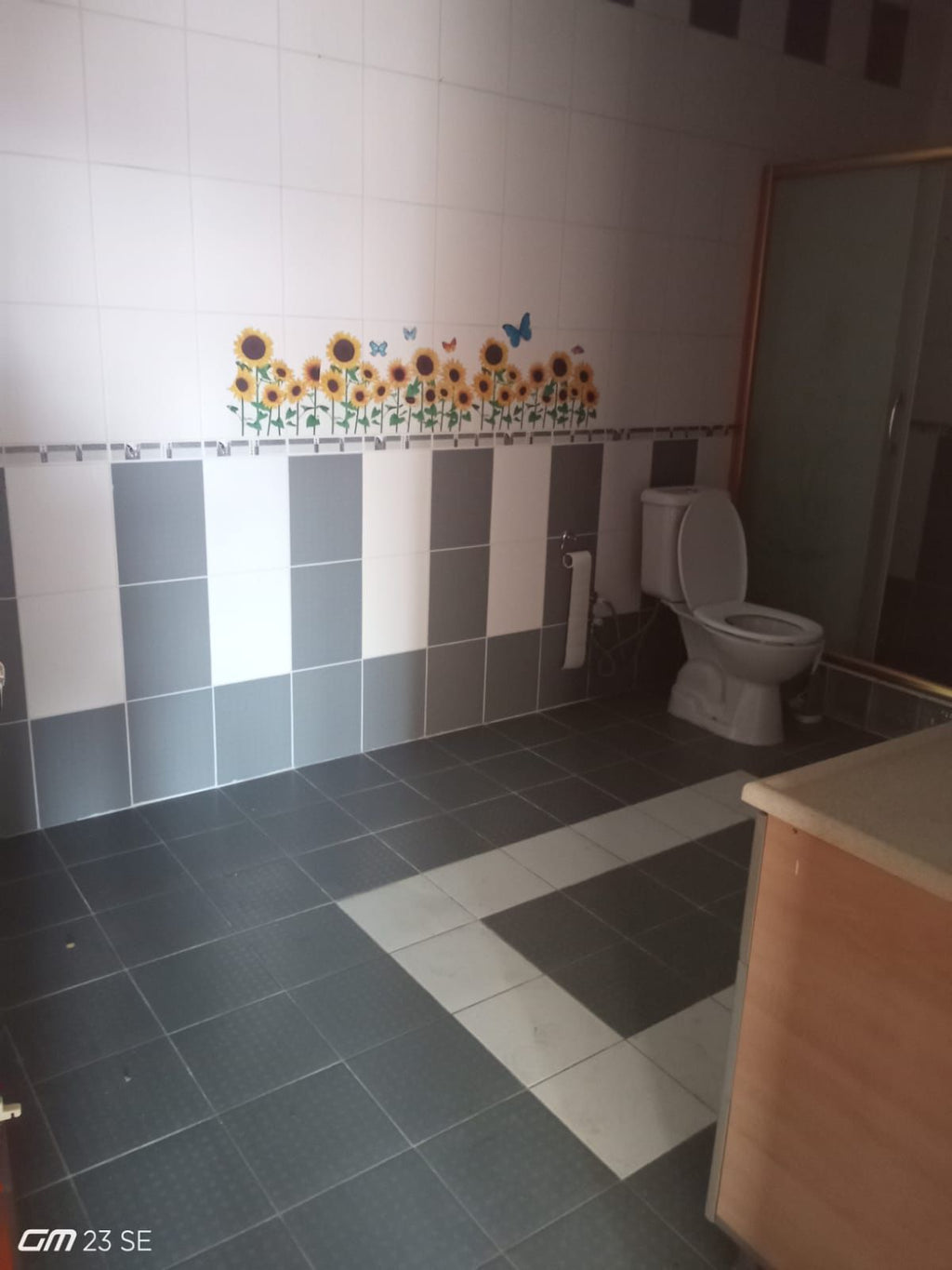 Caddede merkezi konumda 3+1